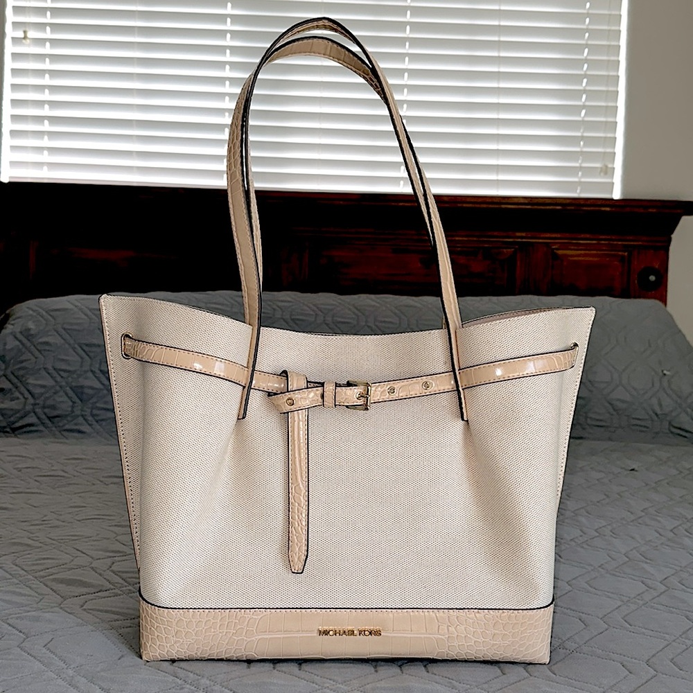 Michael Kors tote